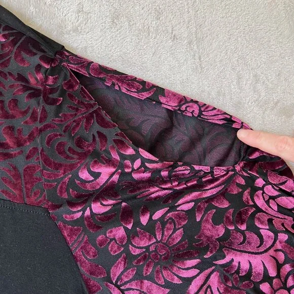 Any Wear By Catherines Velvet Burnout Flare Sleeve Cold Shldr 5X Whimsigoth NWT - Picture 9 of 11